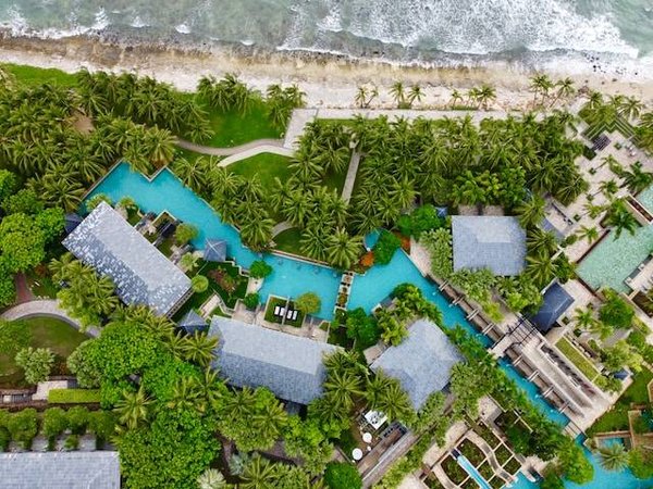 Les avis des clients sur les hébergements avec piscine et jeux aquatiques
